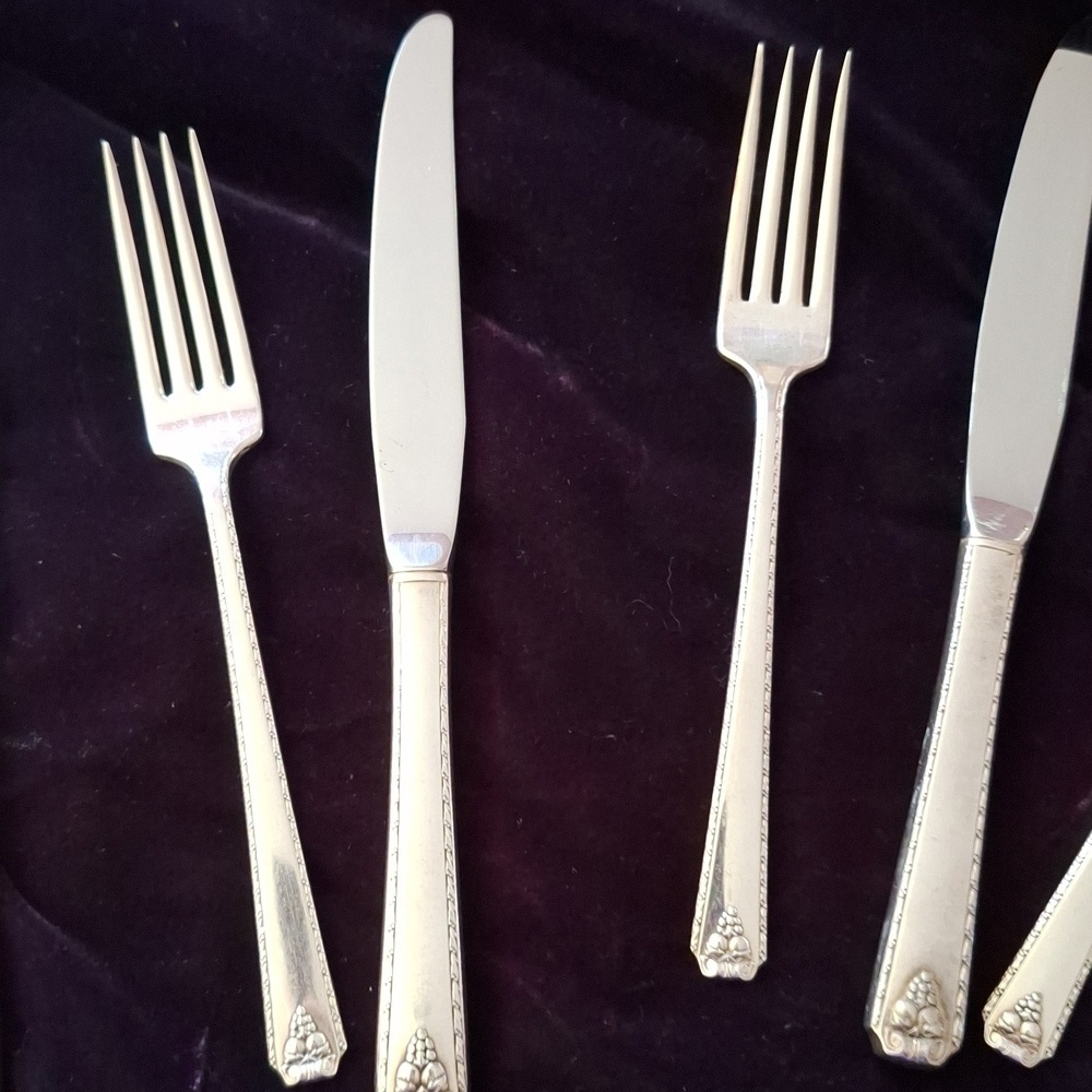 Prestige Silver Plate Vintage Prestine Forks and Knife  Set Lot 2 - Picture 15 of 16